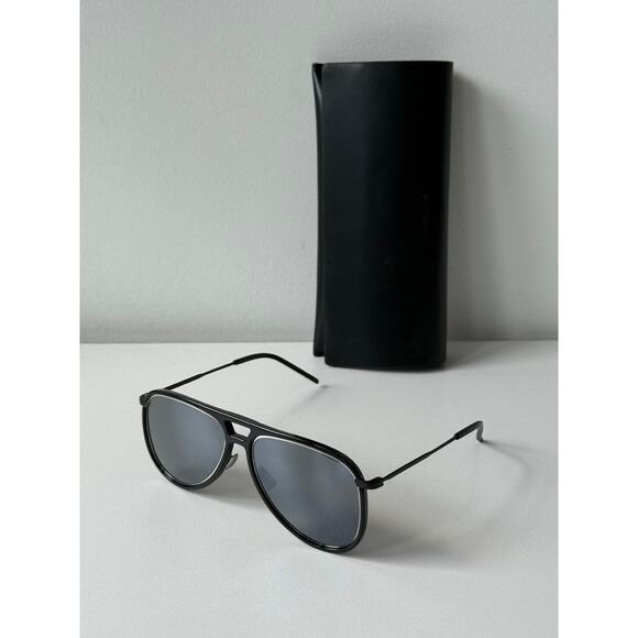 NEW Saint Laurent Classic 11M Aviator Sunglasses in Black - Picture 2 of 7